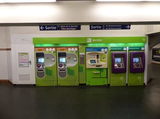 paris-ticket-machine