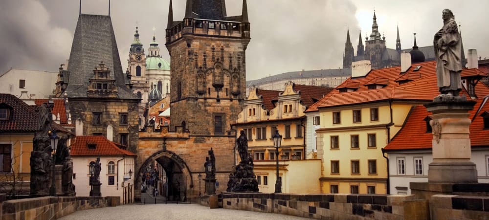 charles-bridge-prague-guide