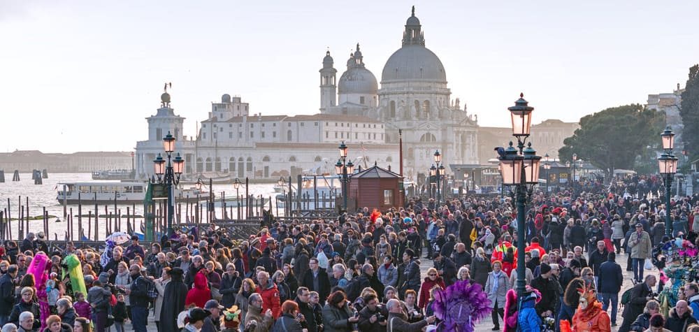 venice-crowds