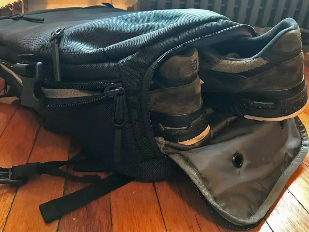 Aer backpack review - shoe compartment 