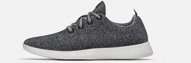 stylish sneakers for travel