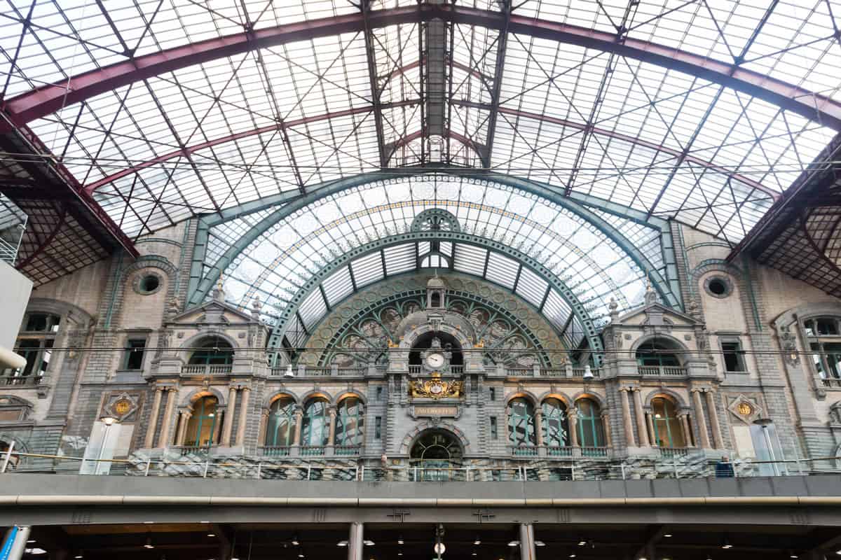 places to visit by train from brussels