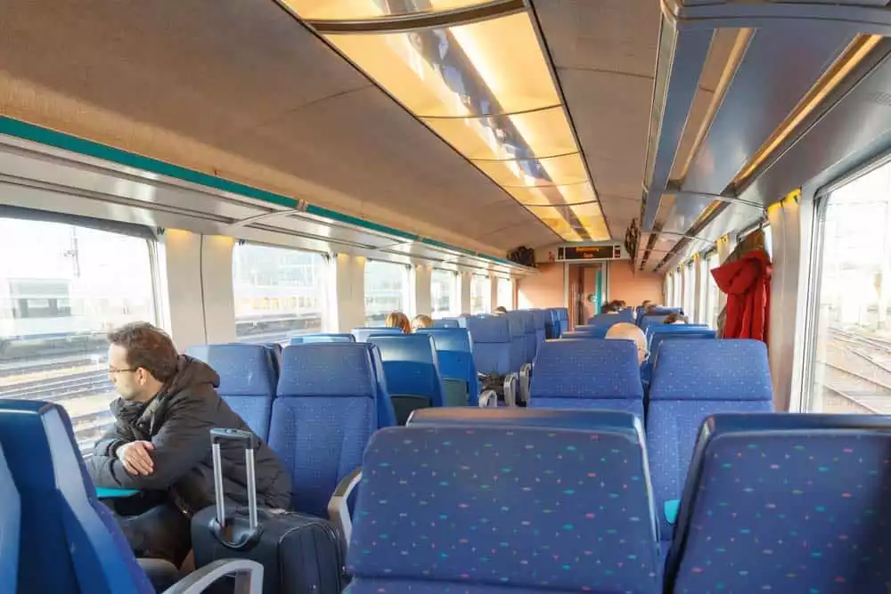 Belgium train - seats