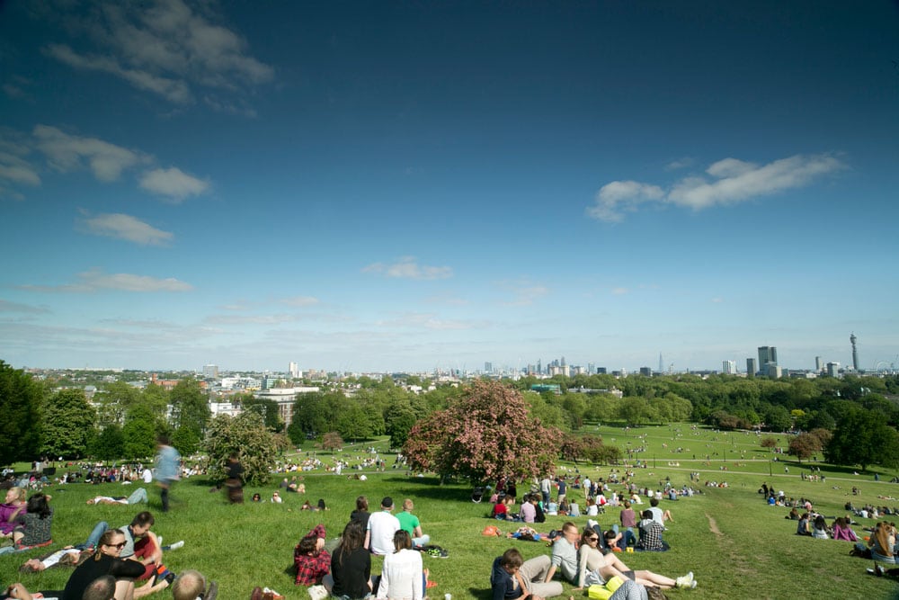 This image has an empty alt attribute; its file name is london-travel-primrose-hill.jpg