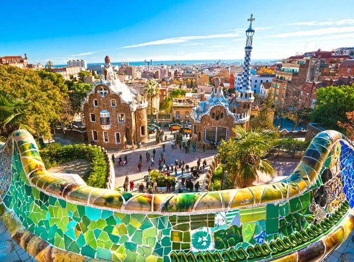 Ultimate Barcelona Travel Guide | How To Visit Barcelona on a Budget (2022)