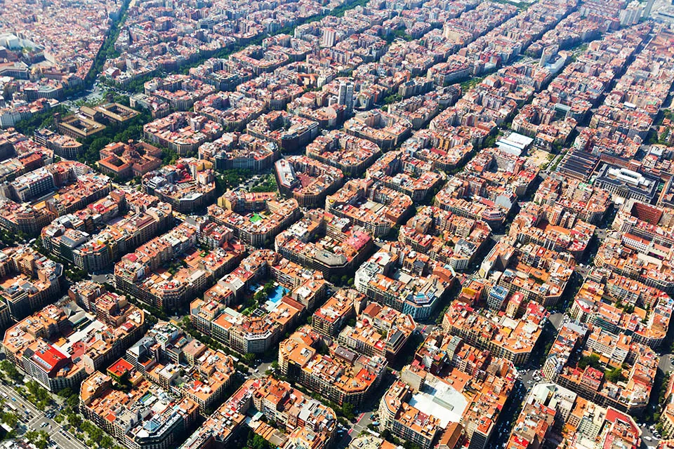 travel guide to barcelona