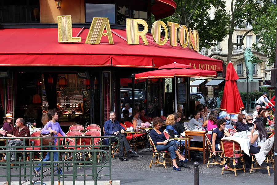 tourist safety in paris