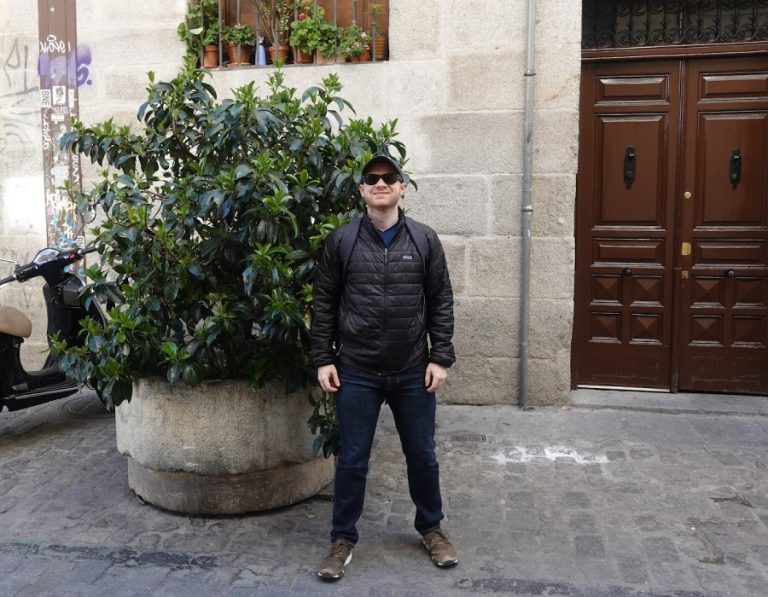 How To Buy a SIM Card In Greece Guide to HighSpeed Mobile Data in Greece